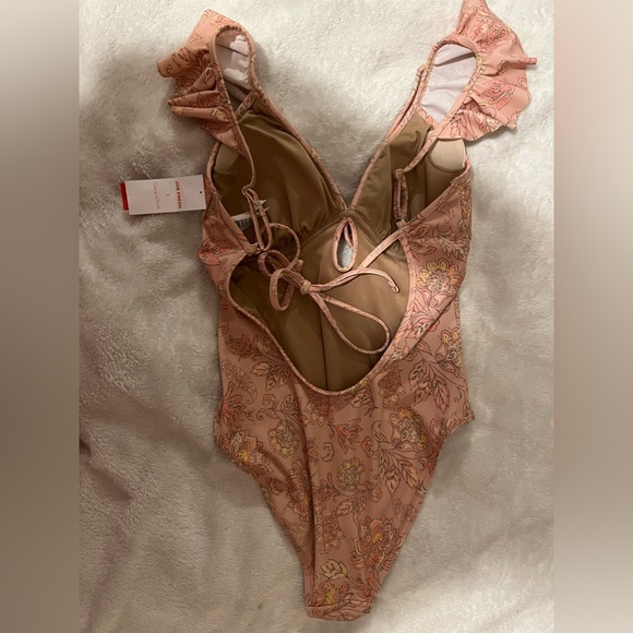 Light pink floral one piece baithing suit - Picture 2 of 5